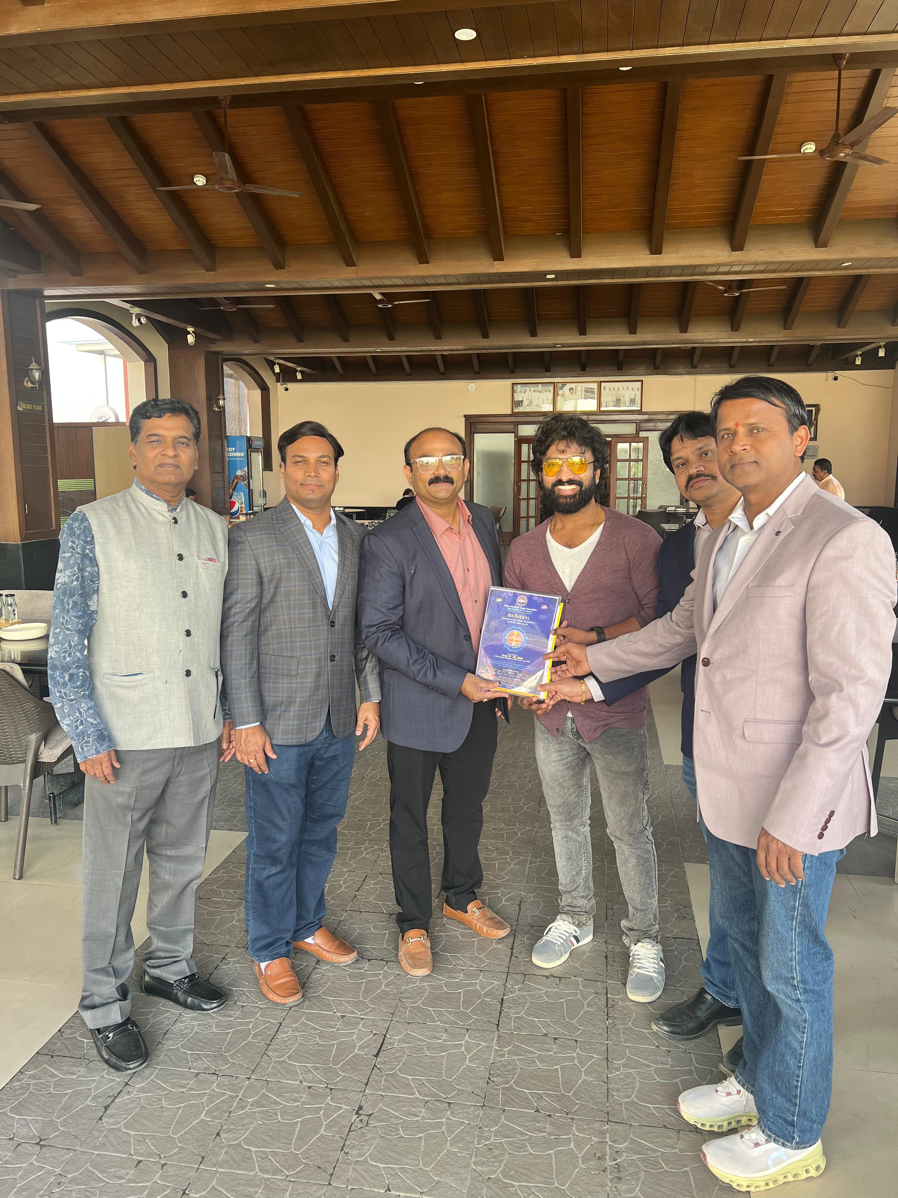 Artist Adhire Abhi Garu